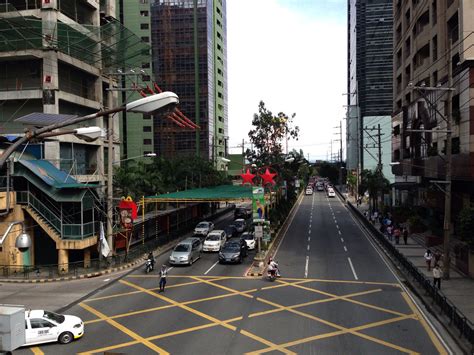 Julia Vargas Avenue .